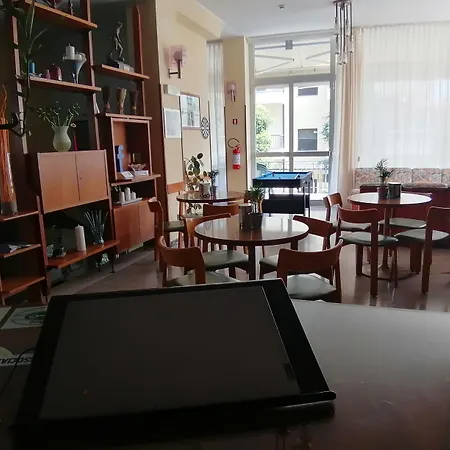 Hotel Luca *